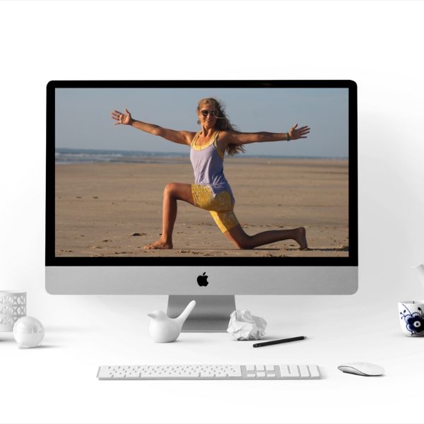 DAARIA YOGA - Daria SIKILINDA donne des cours de yoga individuels et collectifs en ligne toute l'année