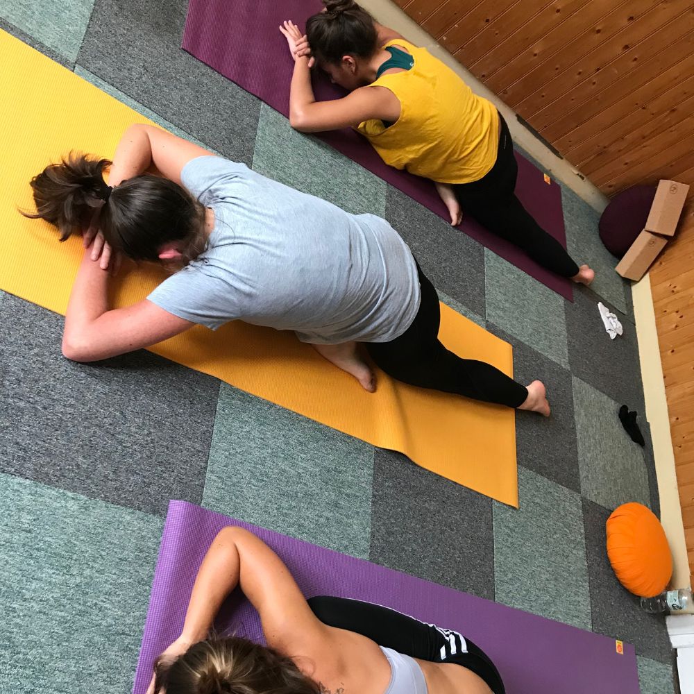 Yoga en Studio - Cours Collectif 3personnes max - Abonnement de 4 séances de 75 min